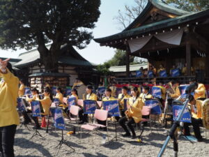 足利織姫神社 秋季例大祭 奉納演奏の写真です。