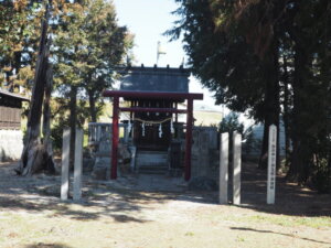 御厨神社：外宮前の写真です。