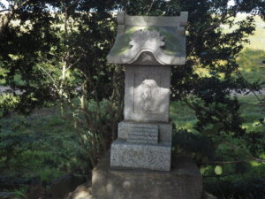 御厨神社境内社：浅間神社の写真です。