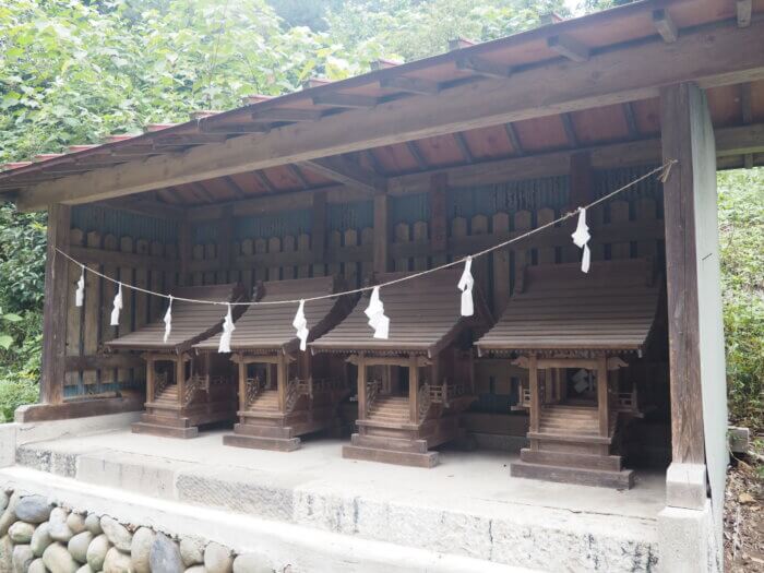 下野國一社八幡宮:境内社の写真です。
