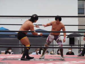 プロレス生試合の写真です。