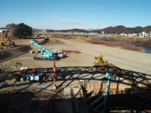 足利中橋架け替え工事の写真です。