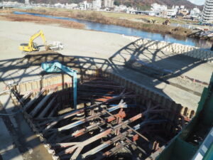 足利中橋架け替え工事の写真です。