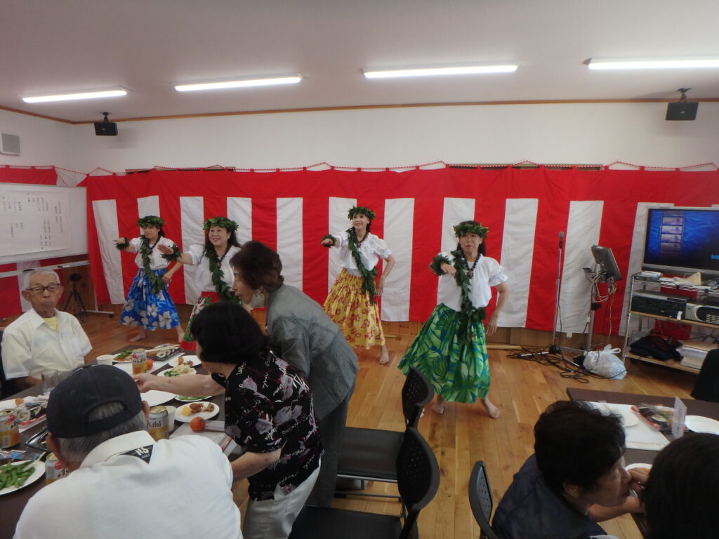 令和7年度西新井町敬老会の写真です。