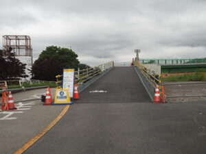 足利市駅からFMDAMONスタジオへ向かうルートの写真です。