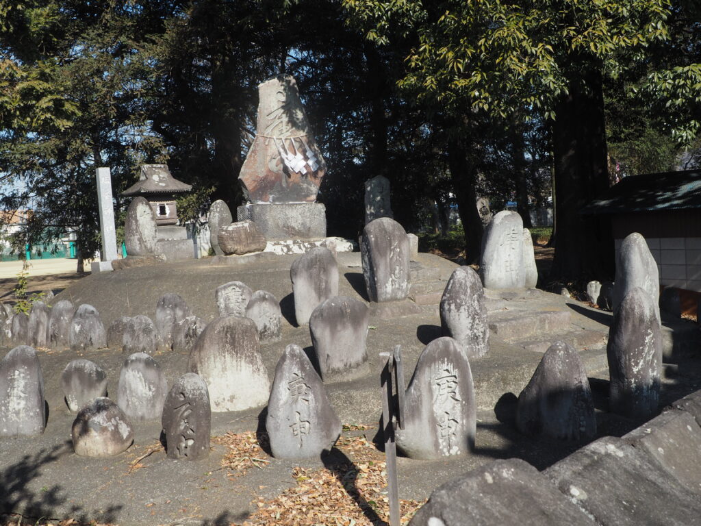 篠生神社：庚申塔の写真です。