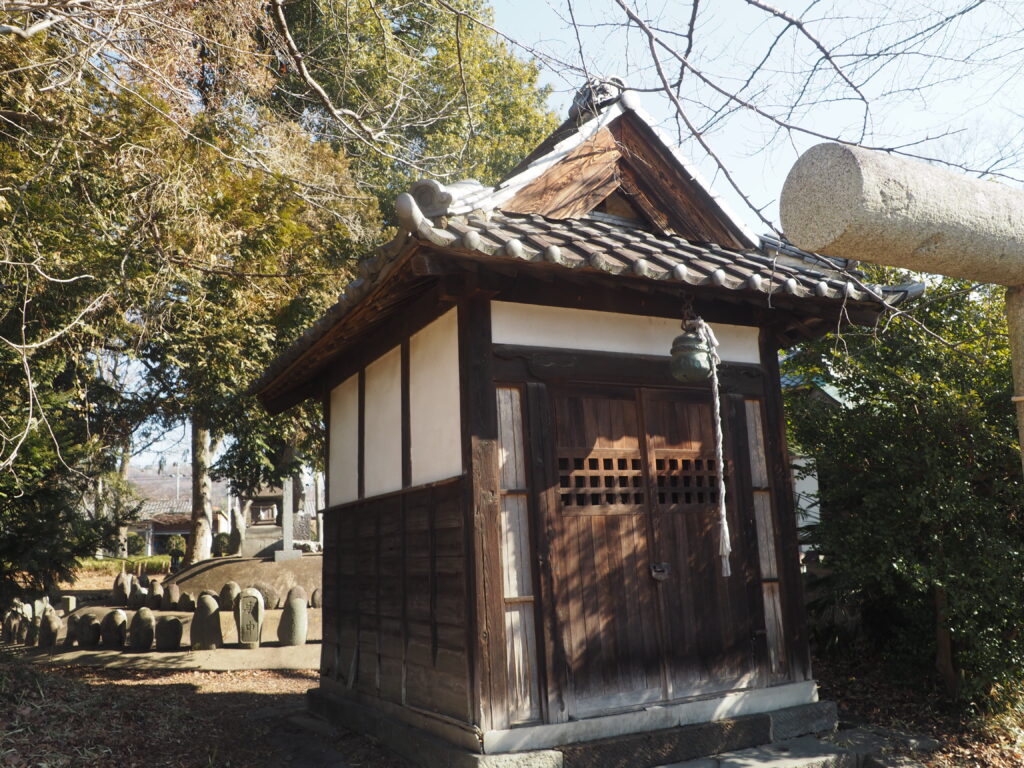 篠生神社・境内社：八坂神社の写真です。