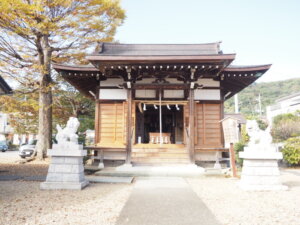 本城 厳島神社の写真です。