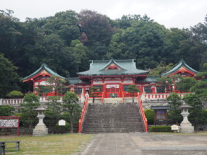足利織姫神社の社殿の写真です。