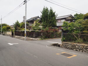 八雲神社の入り口の写真です。