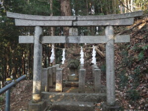 出世稲荷神社：神姫織（織姫神社）の写真です。