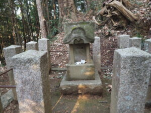 出世稲荷神社：神姫織（織姫神社）の写真です。