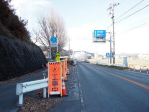 渡良瀬橋の南のたもとの写真です。