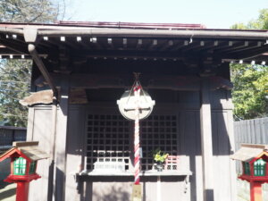 出世稲荷神社：社殿の写真です。