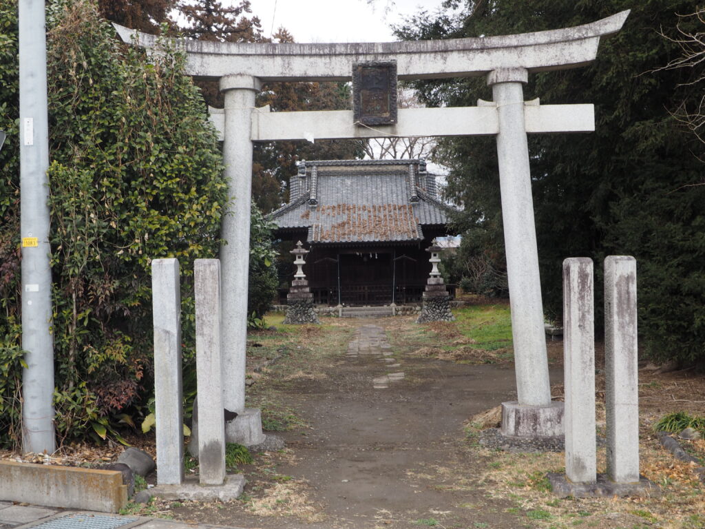 太田市只上神社の写真です。