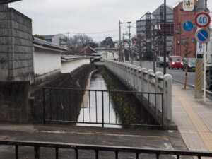 法玄寺へ向かう道の写真です。