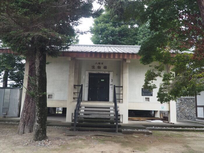 下野國一社八幡宮:宝物殿の写真です。