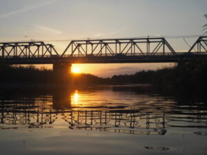 渡良瀬橋の夕日の写真です。